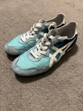 Onitsuka Tiger Serrano 'Arctic Sky White Peach’. Women 7.5 good used condition